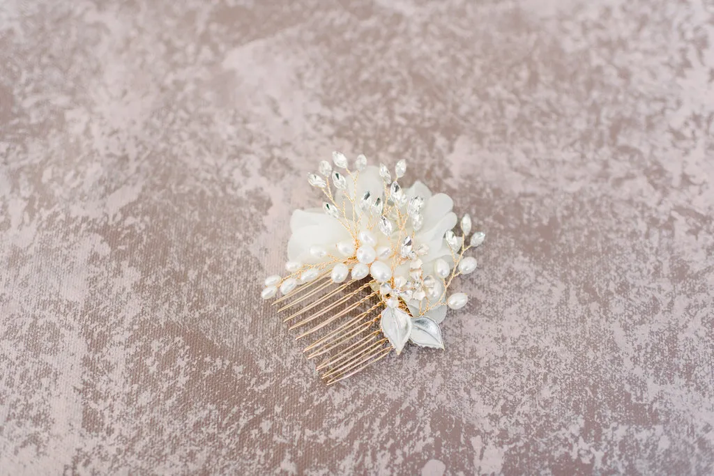 Chiffon and freshwater pearl headpiece - Style 1103