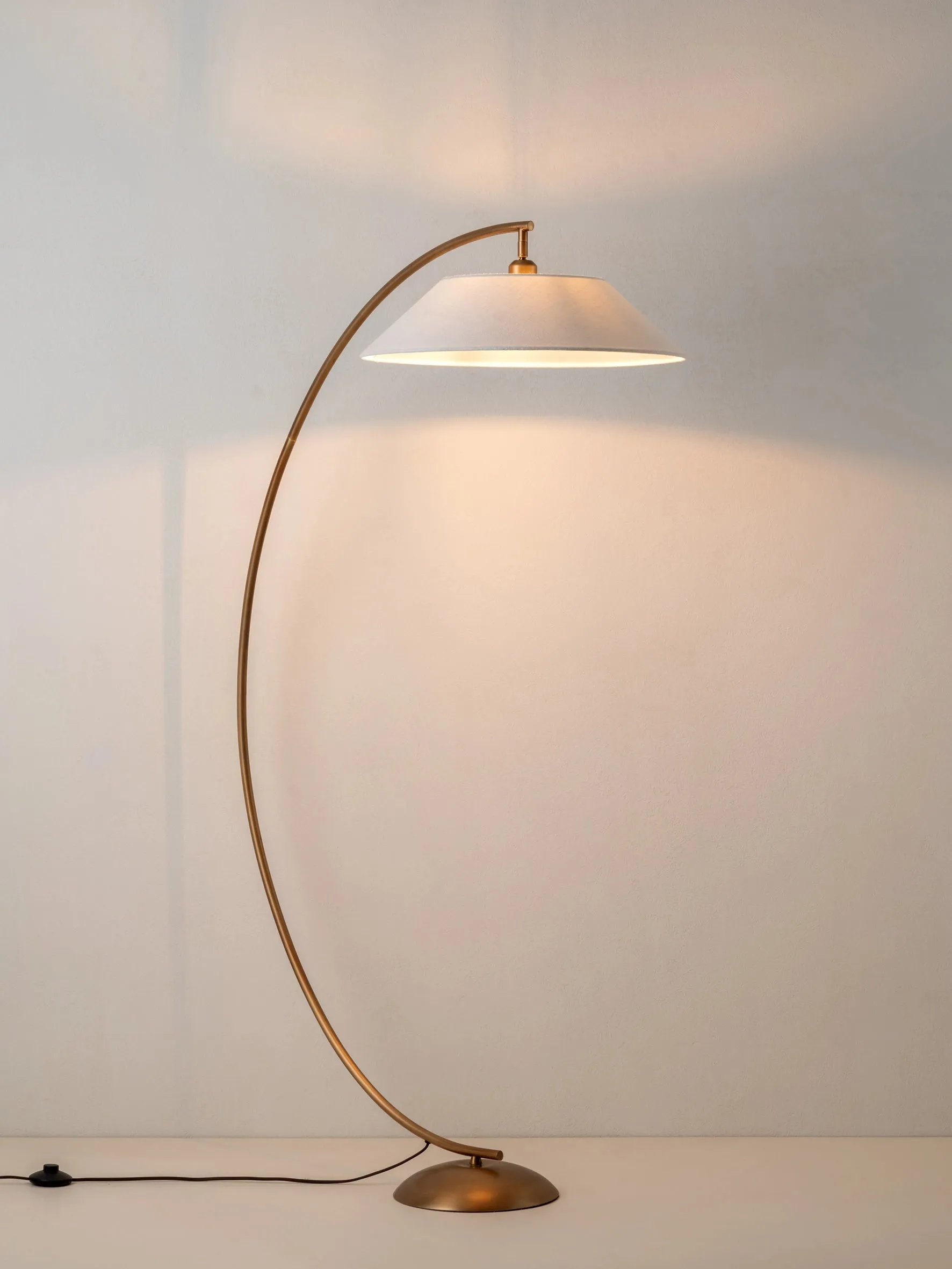 Circo - arc aged brass and natural linen floor lamp