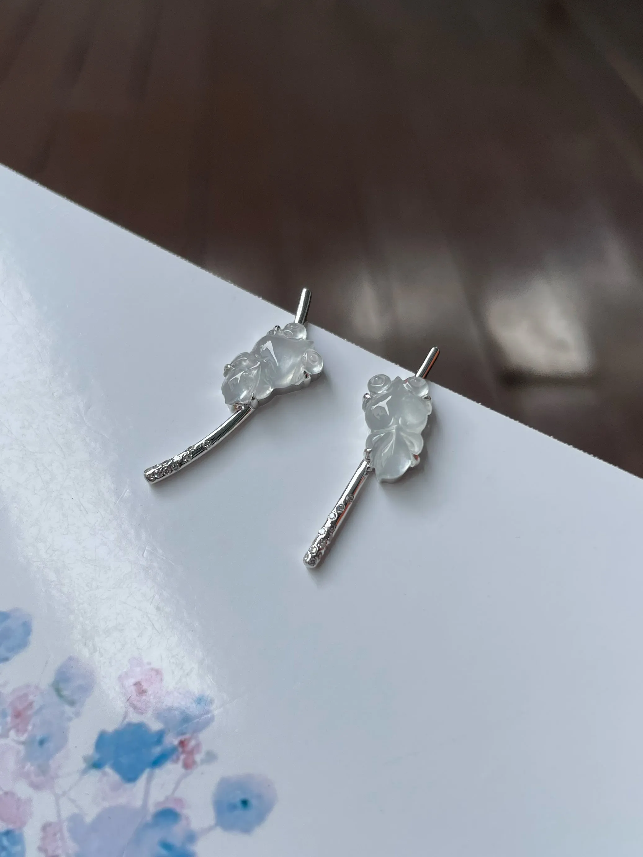 Glassy Jade Earrings - Goldfish (NJE214)