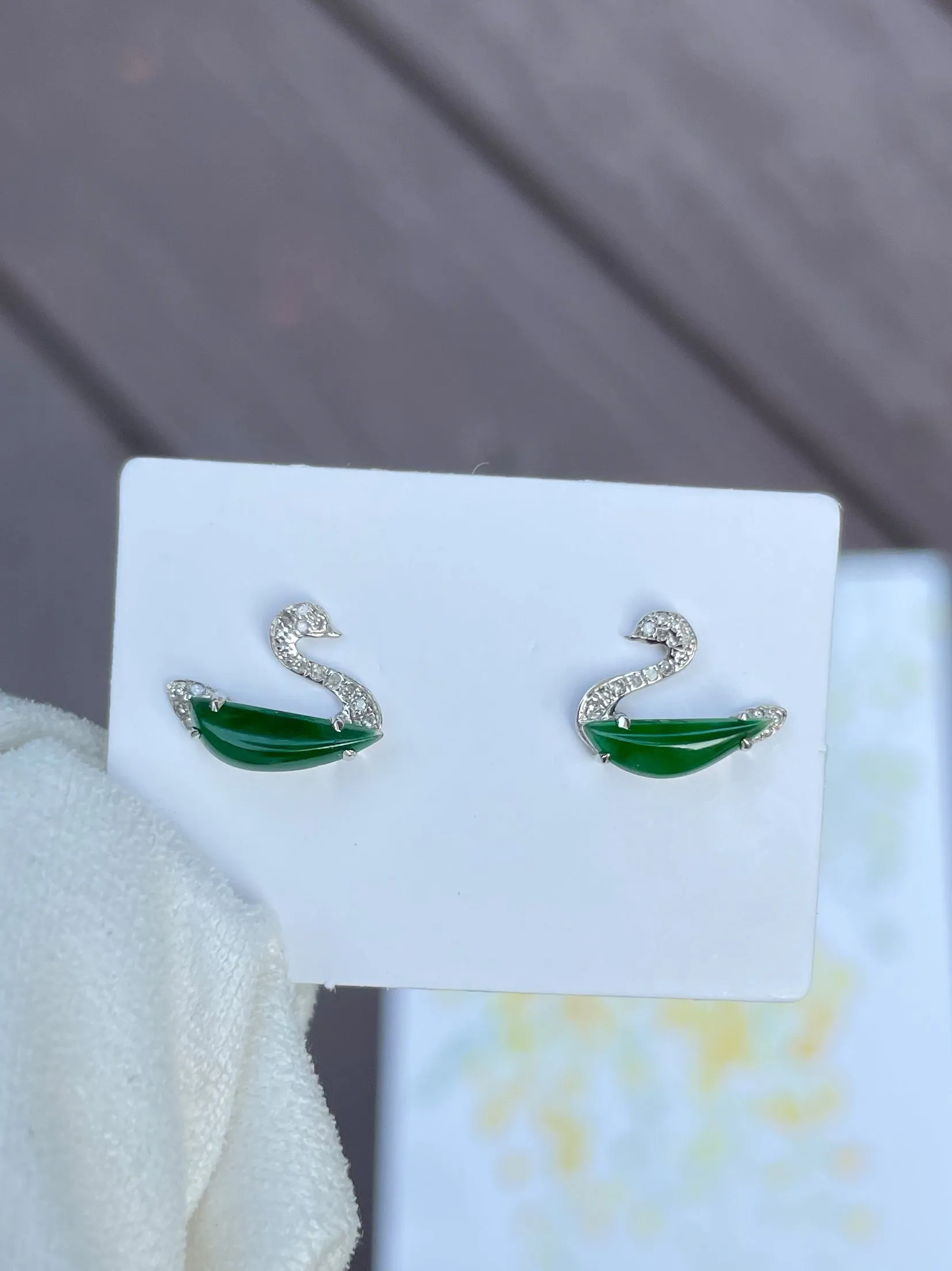 Green Jade Earrings - Swans (NJE027)