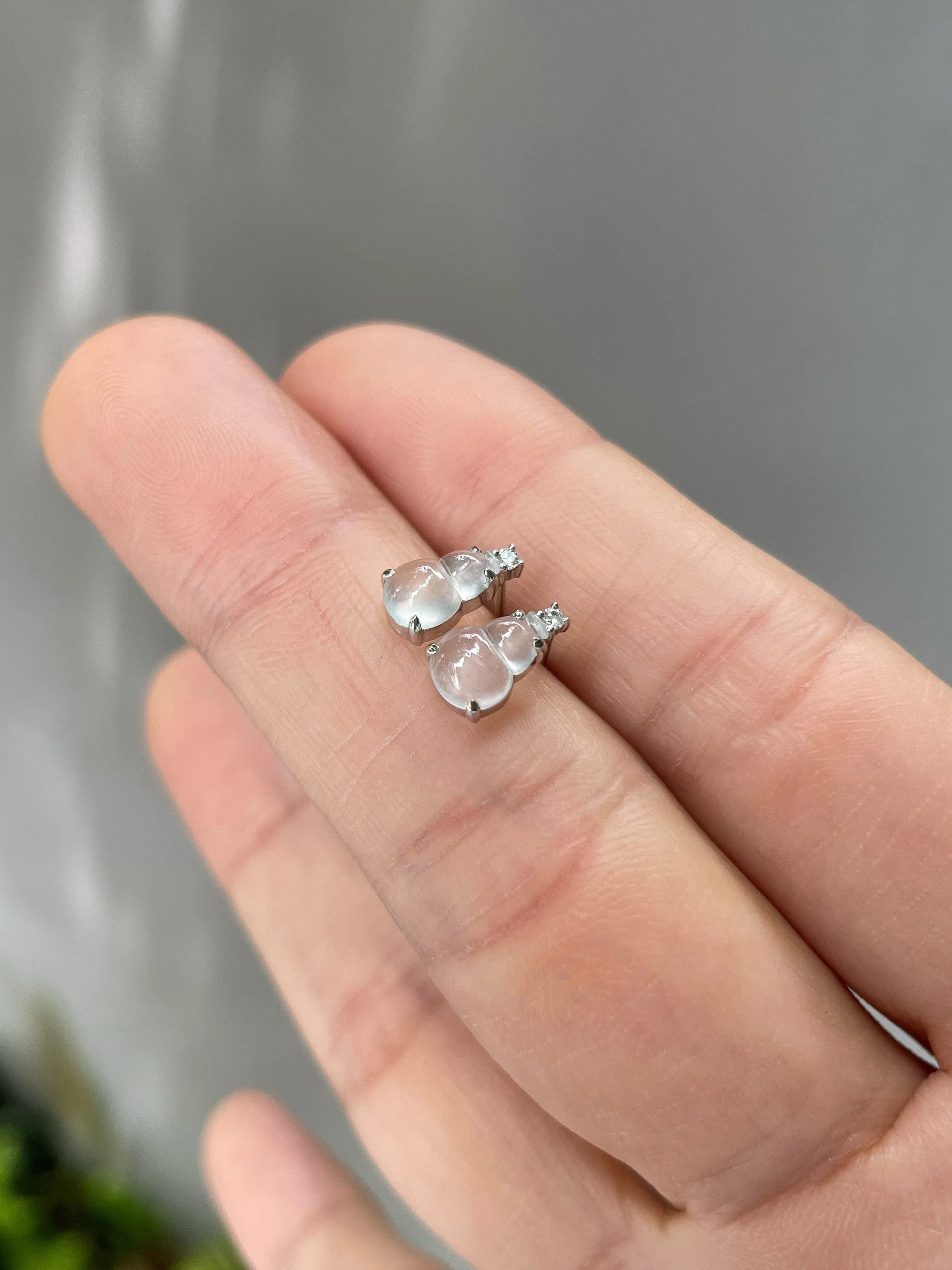 Icy Jadeite Earrings - Hu Lu 葫芦 (NJE094)