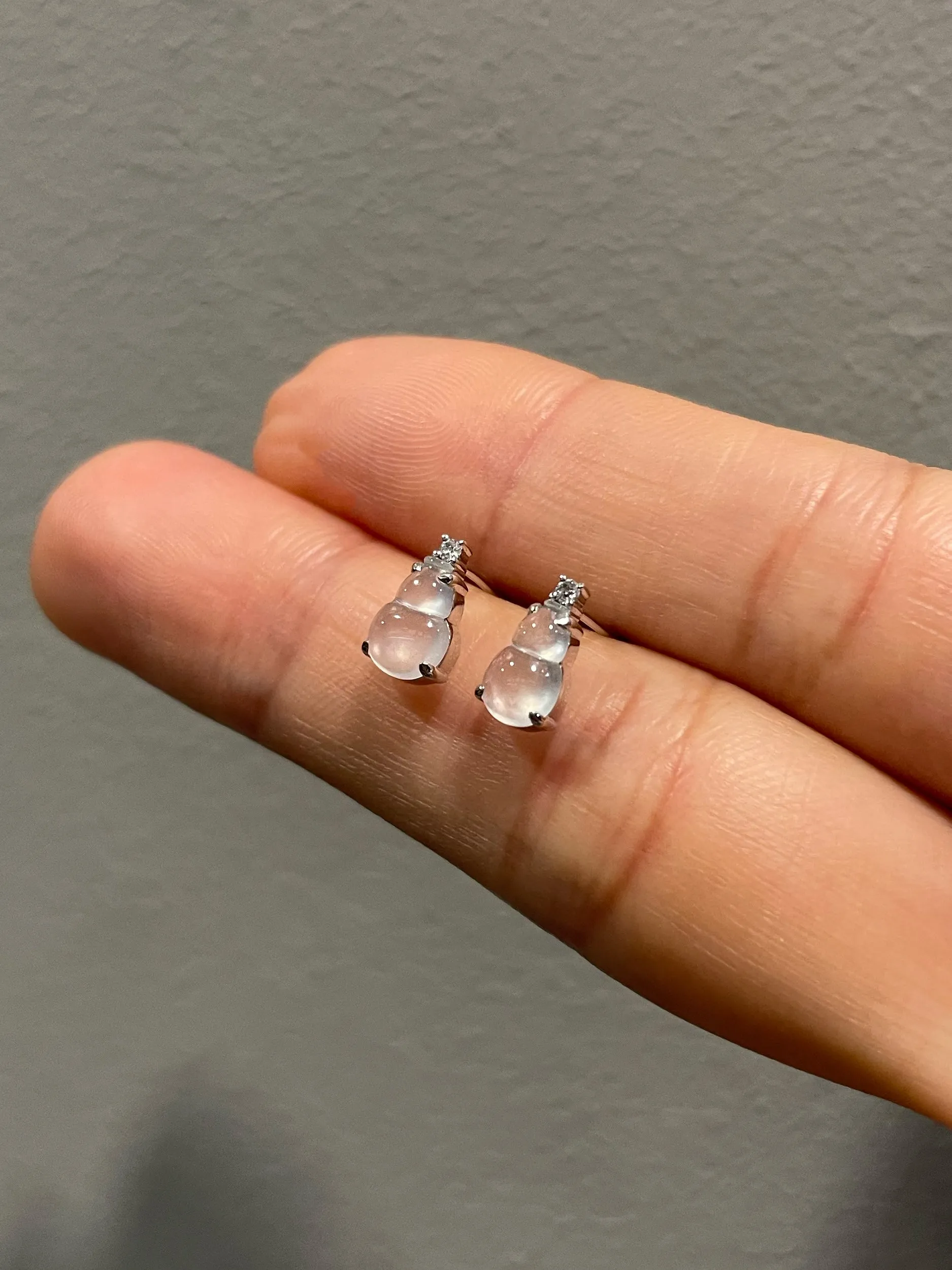 Icy Jadeite Earrings - Hu Lu 葫芦 (NJE094)