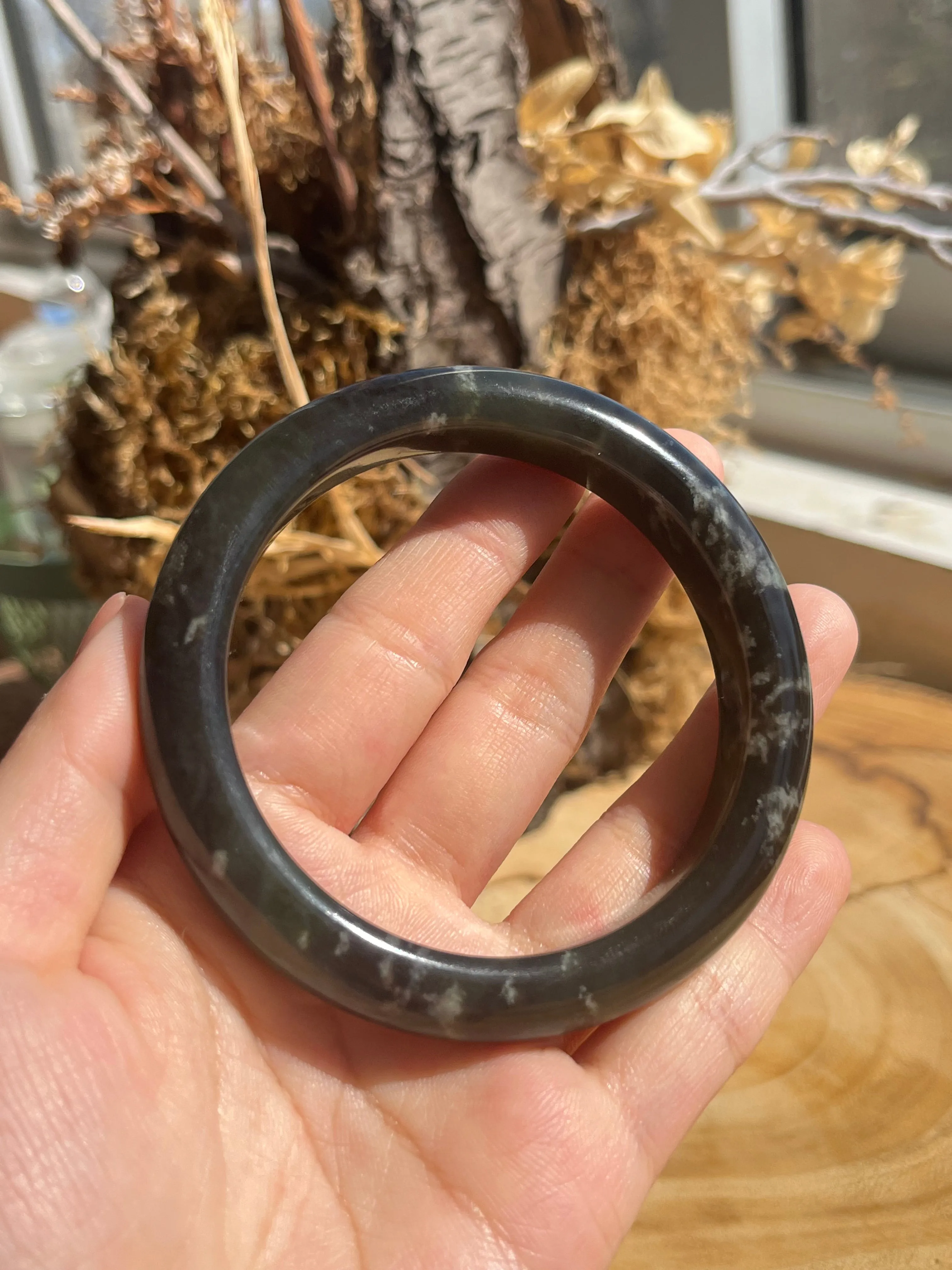 Smoky Gray Multi-hued with Cloud Patten Hetian Jade Bangle 57mm, 浓烟灰带紫带翠意境手镯