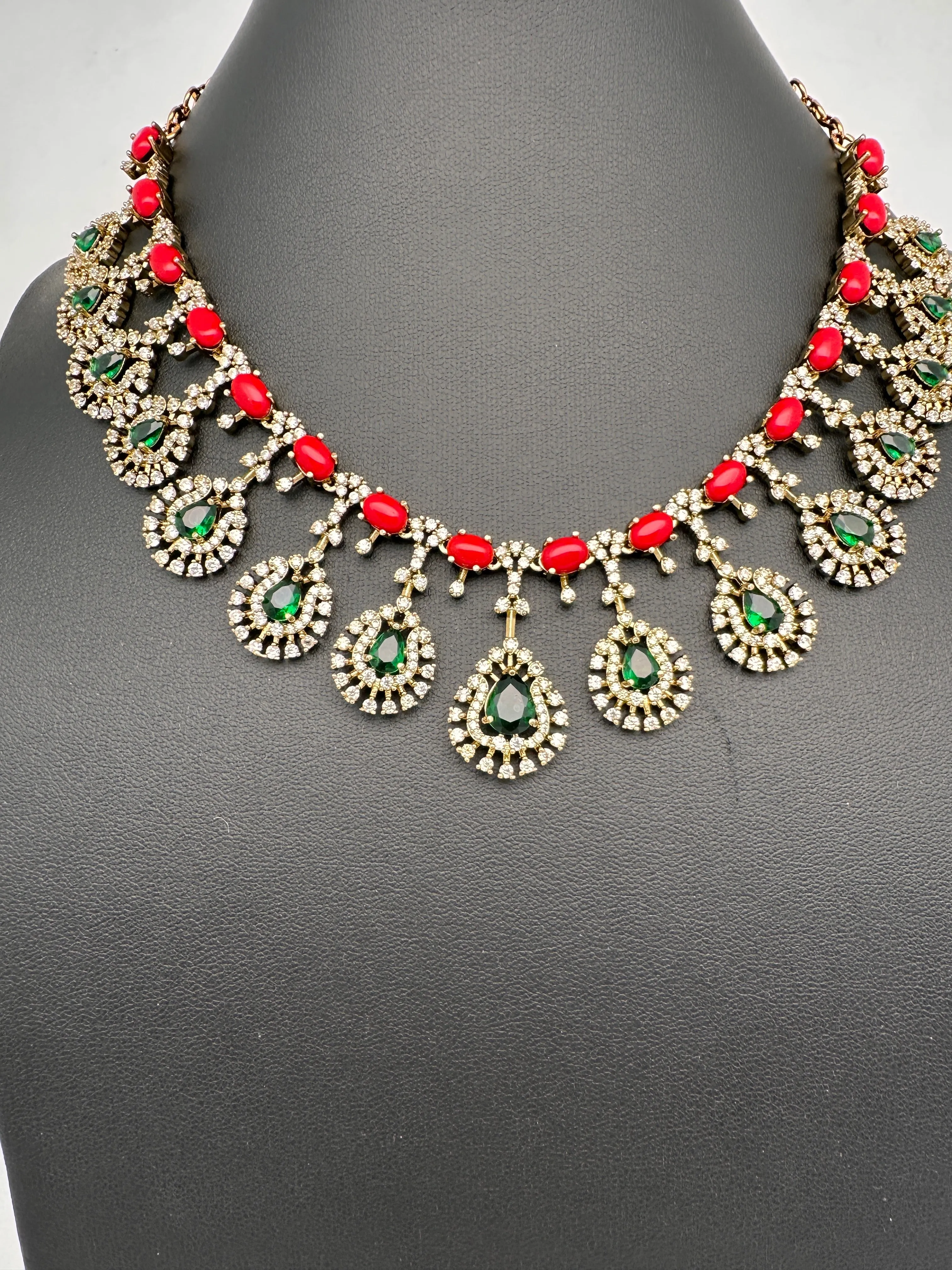 Victorian Coral Emerald Dainty Necklace